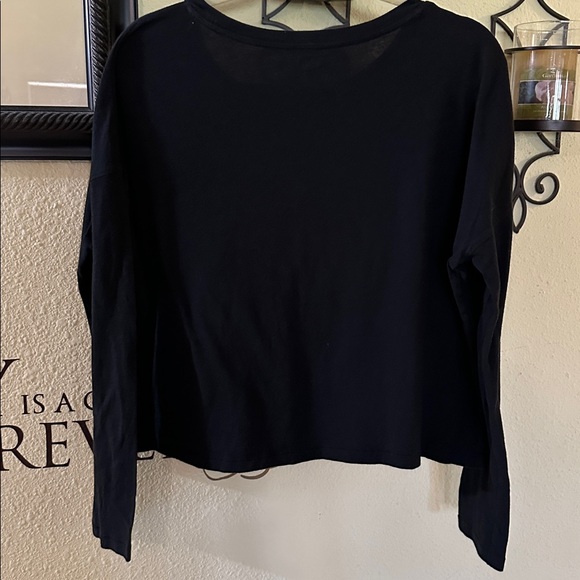 EUC PINK Victoria's Secret Black Tee - Picture 3 of 5